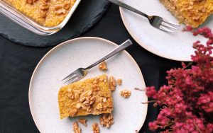 Rezept: Fruchtiger veganer Hirseauflauf mit Orangenglasur